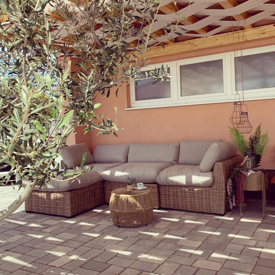 טריליי Villa Duje מראה חיצוני תמונה