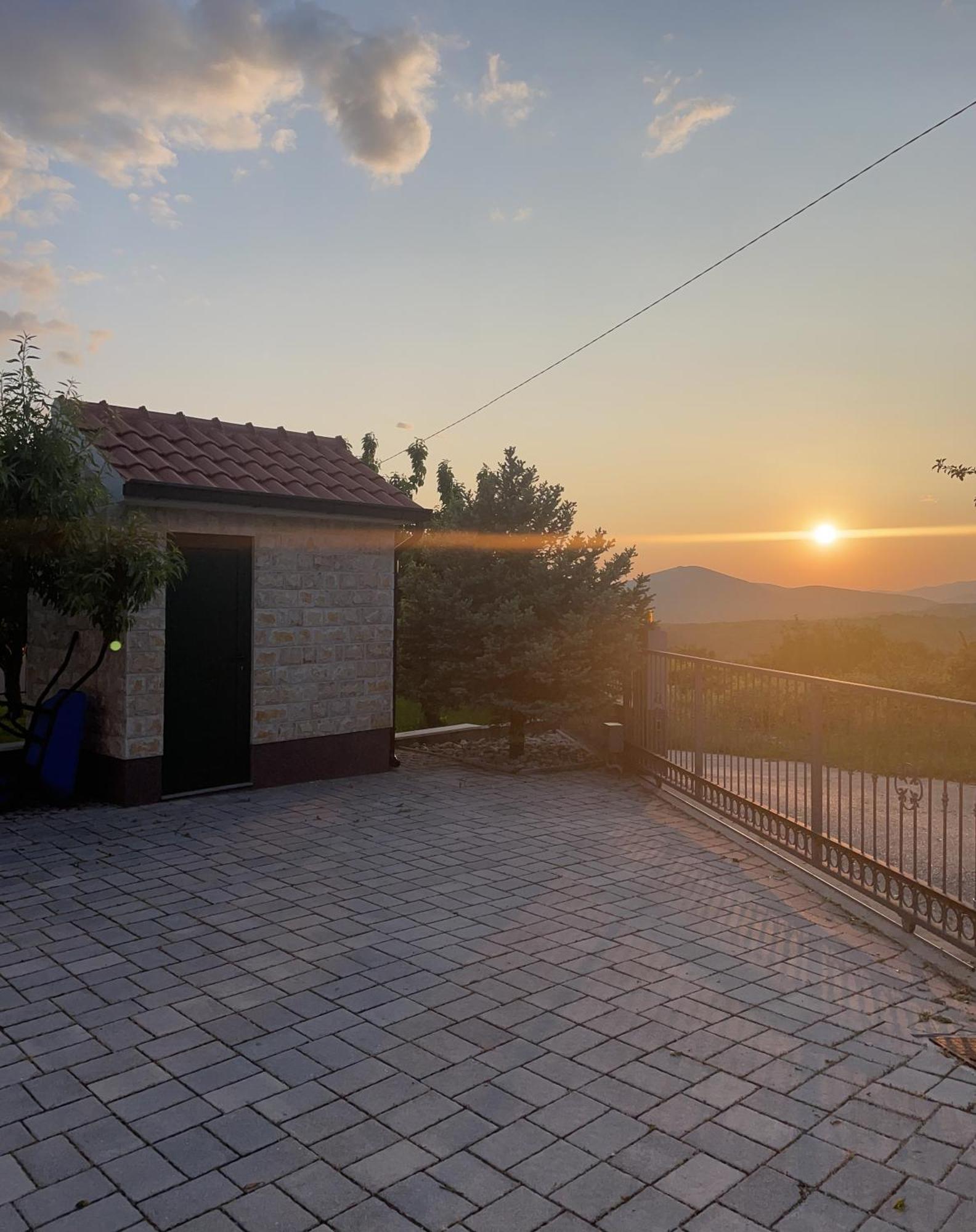 טריליי Villa Duje מראה חיצוני תמונה