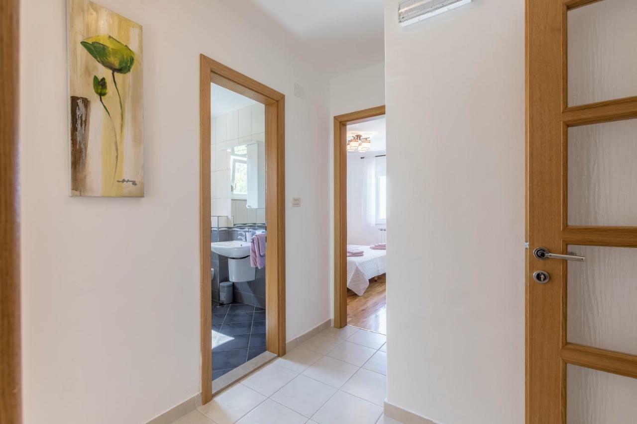 טריליי Villa Duje מראה חיצוני תמונה